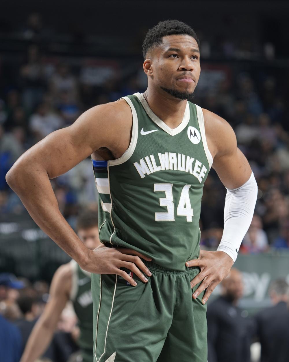 凭借詹姆斯 凭借詹姆斯