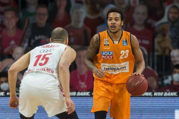 虽然拥有梅 虽然拥有梅