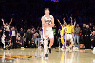 虽然他的冲 虽然他的冲